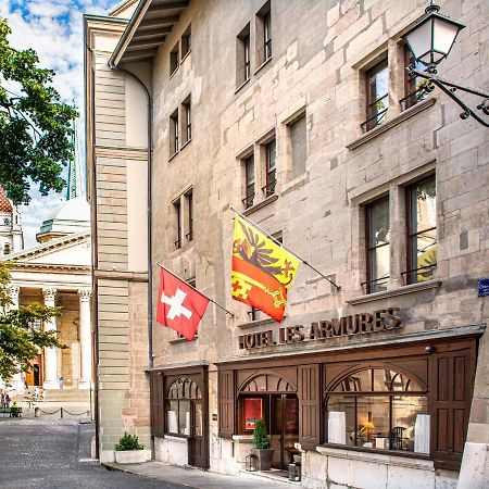 Hotel Les Armures Geneva Exterior photo The flag of the Swiss canton of Basel-Stadt (left) and the flag of the Swiss Confederation (right)
