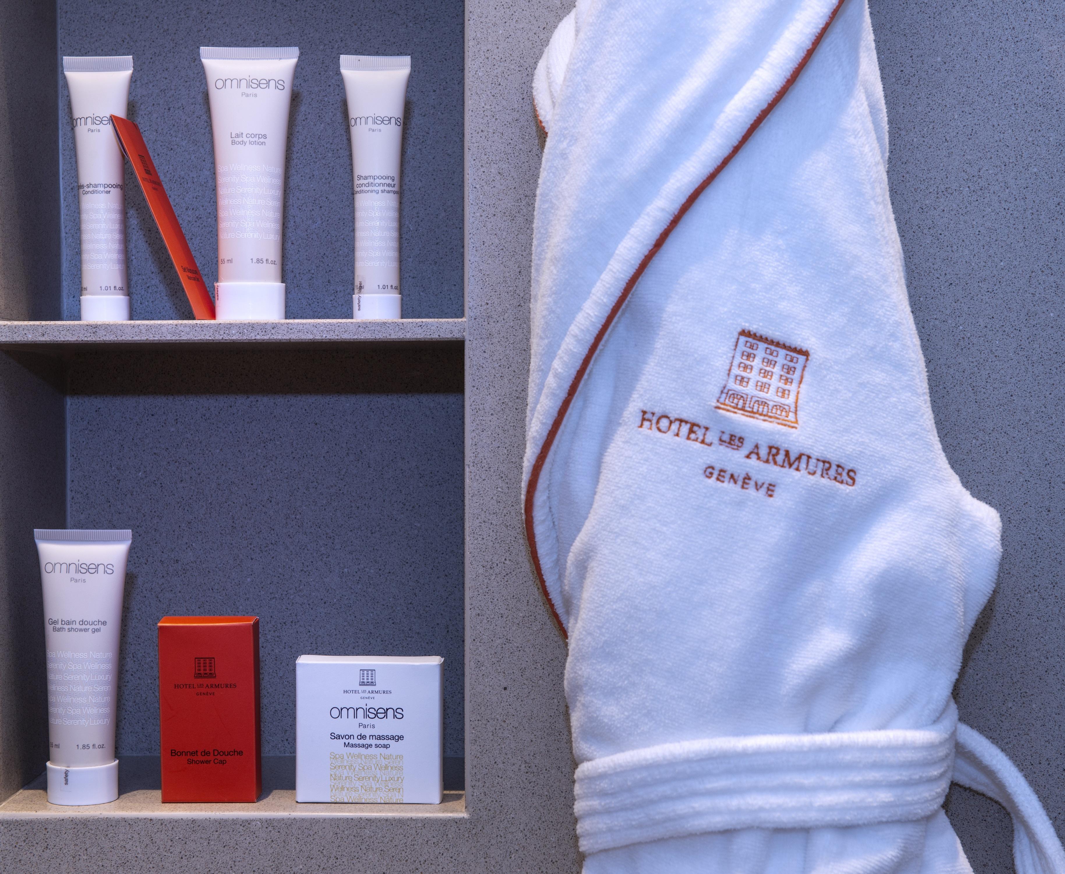Hotel Les Armures Geneva Exterior photo Amenities by Ligne St. Barth
