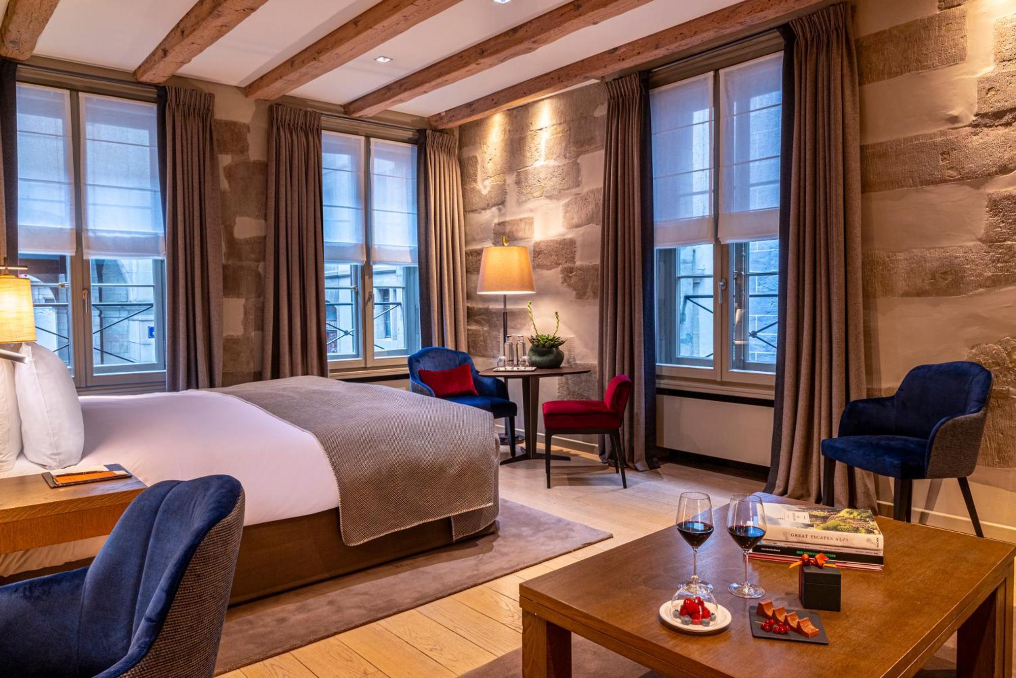 Hotel Les Armures Geneva Exterior photo Deluxe room